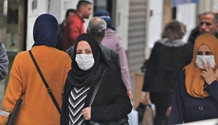 الجزائر تسجل 69 إصابة جديدة بفيروس كورونا 