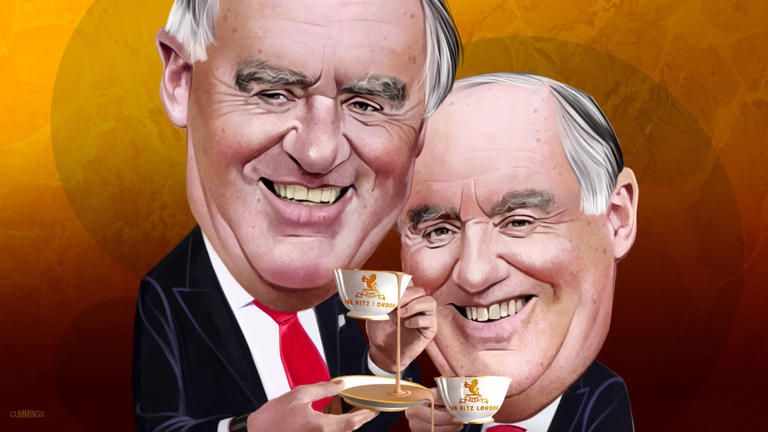 بيع الفندق أشعل الخلاف بين التوأم فريدريك وديفيد باركلي فندق ريتز الشهير محل نزاع في بريطانيا