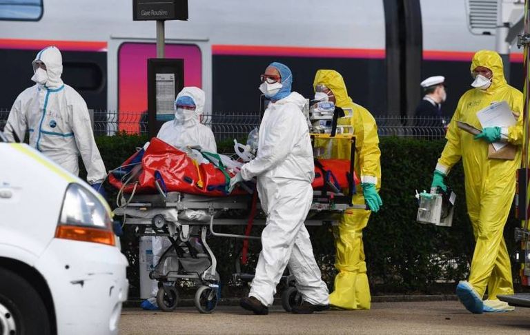 الطواقم الطبية قد تتعرض لمشاكل نفسية جراء تفشي كورونا