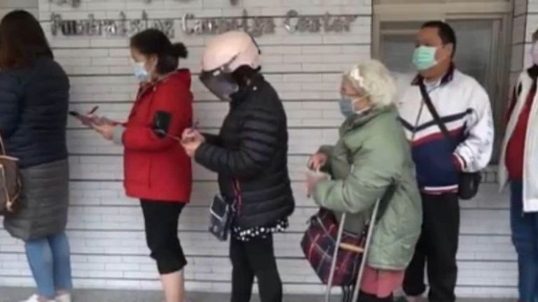 مواطنون يتبرعون بالأموال والأقنعة الواقية لإيطاليا في تايوان