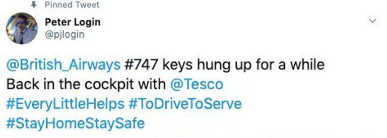 الطيار البريطاني بيتر لوجن