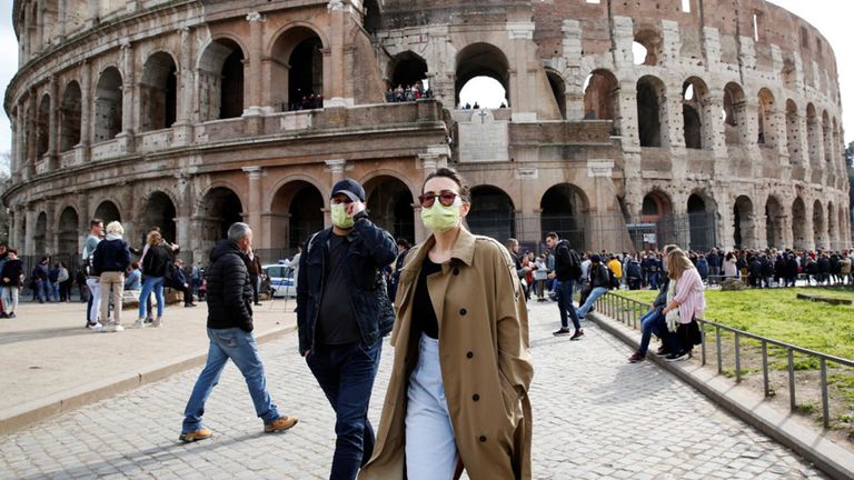 مشاهد النعوش تتوالى في العديد من الدول