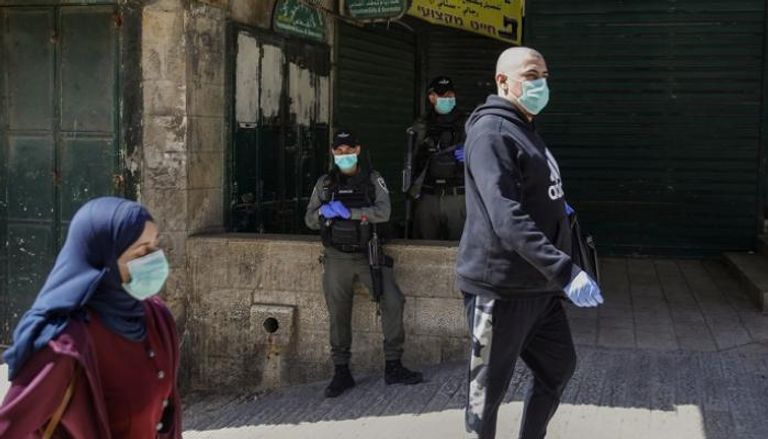 الفلسطينيون يقولون إن مصدر عشرات الإصابات الأخيرة من العمال في إسرائيل