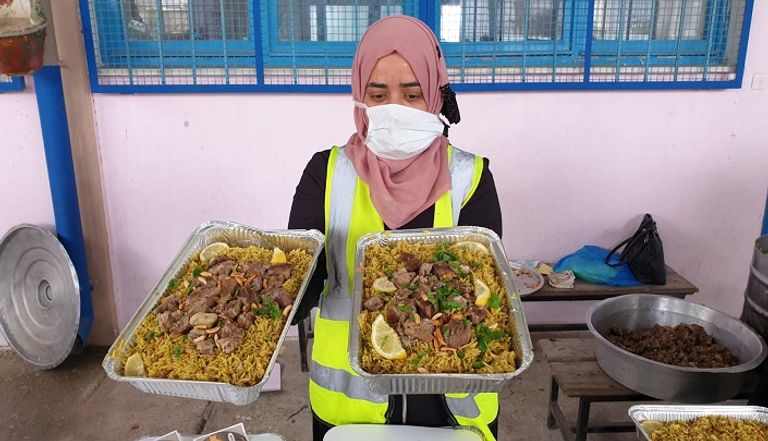 مبادرة "تكية استبقوا الخيرات"