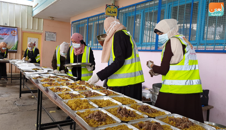 مبادرة "تكية استبقوا الخيرات"