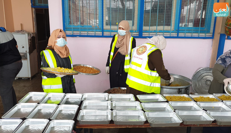 مبادرة "تكية استبقوا الخيرات"