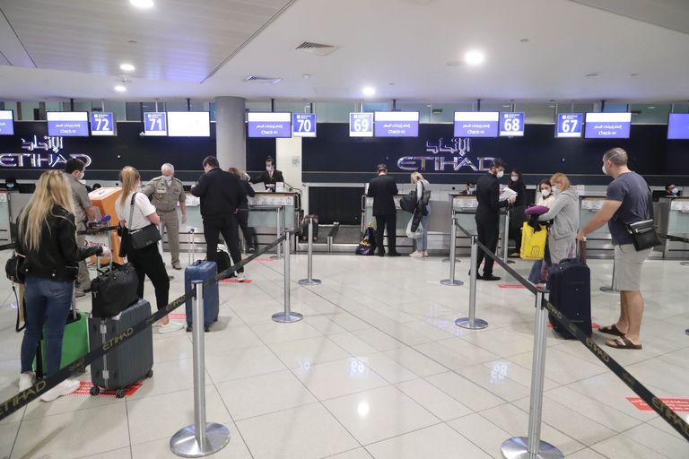 جانب من المساعدات الإماراتية لأوكرانيا