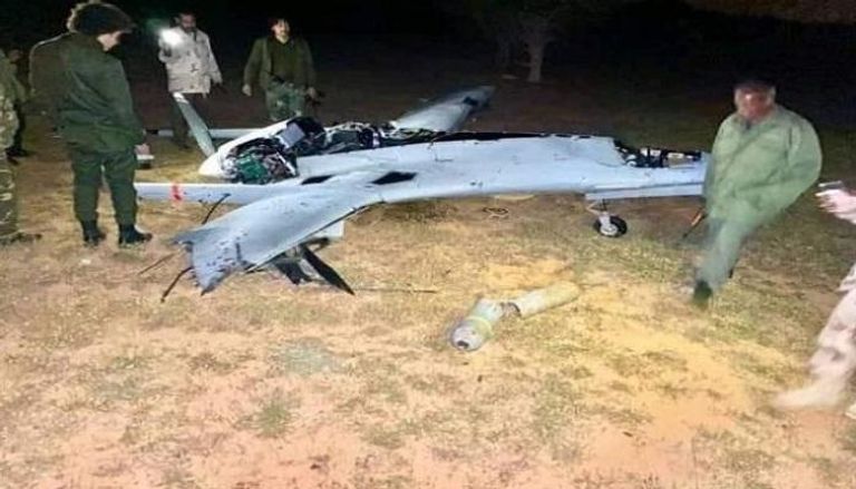 إحدى الطائرات التركية التي تم إسقاطها في ليبيا - أرشيفية 