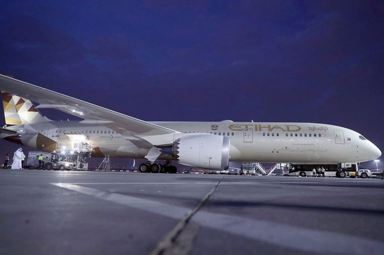 جانب من المساعدات المقدمة من الإمارات لقبرص