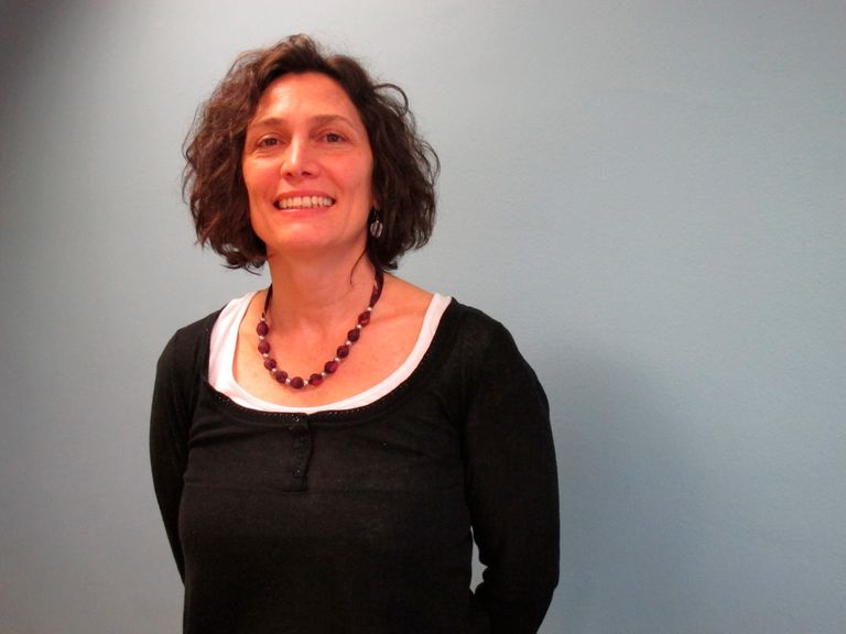 الطبيبة اديليدا ساروكهان المتخصصة في المناعة، والمحررة العلمية بالمعهد العالمي للصحة في برشلونة بإسبانيا الوقت الأكثر فعالية لاتخاذ إجراءات قوية هو الوقت المبكر للغاية