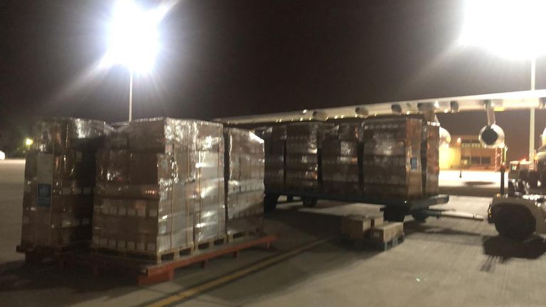 مساعدات الصومال طائرات إماراتية محملة بمساعدات للصومال