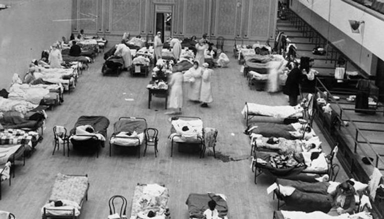 مرضى فيروس الإنفلونزا الإسبانية الذي اجتاح العالم عام 1918