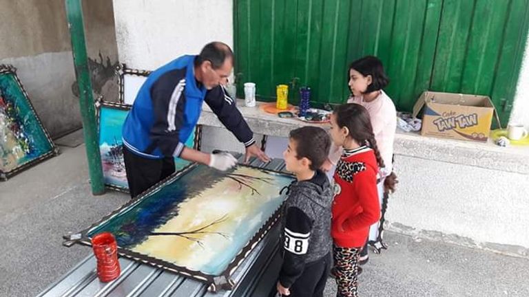 جانب من الأعمال الفنية للفلسطيني خالد نصار