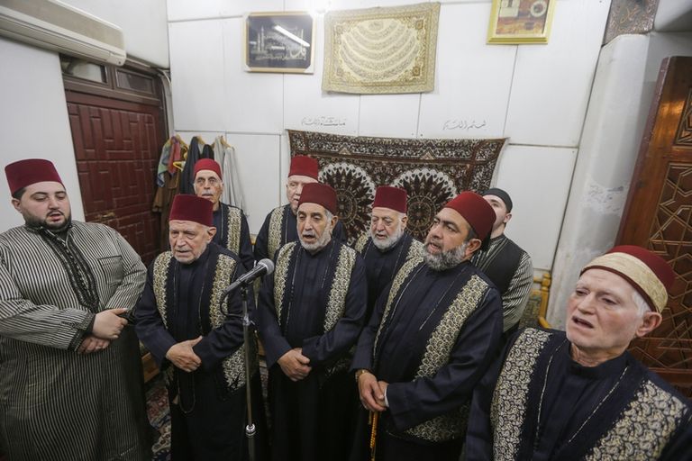 خلال "أذان الجوق" بالجامع الأموي