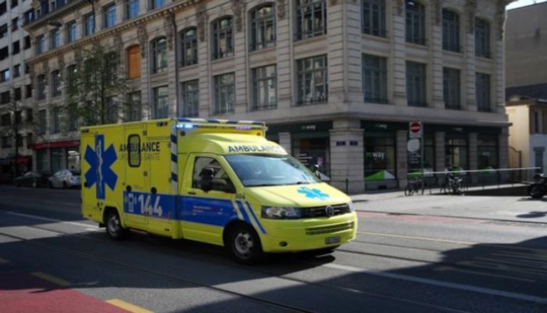 سيارة إسعاف في أحد شوارع جنيف