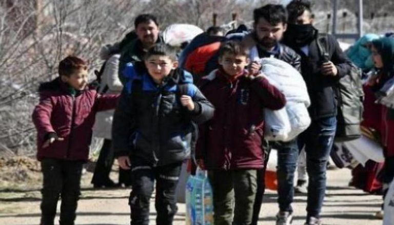 مهاجرون على الحدود اليونانية - التركية