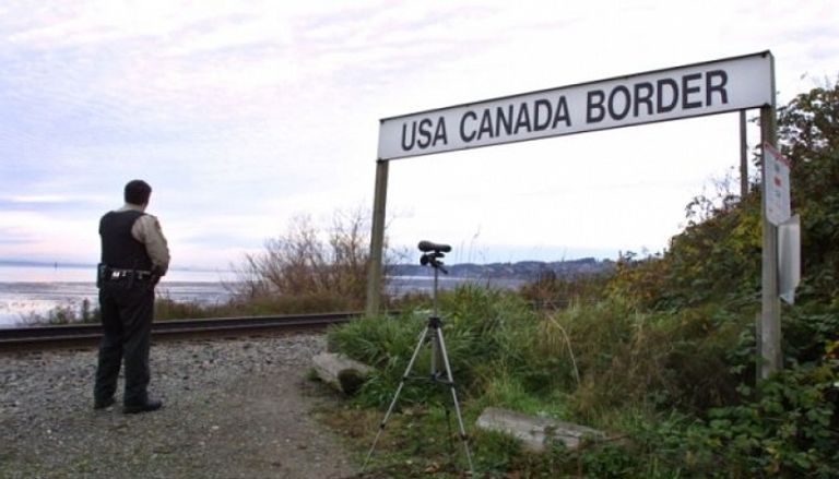 منفذ حدودي بين كندا وأمريكا