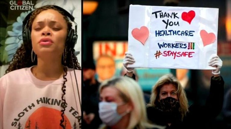 من حفل "عالم واحد: معا في البيت"