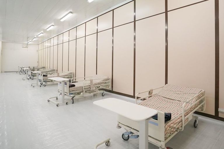 جانب من التجهيزات التي أجرتها الحكومة على قاعة الألفية 