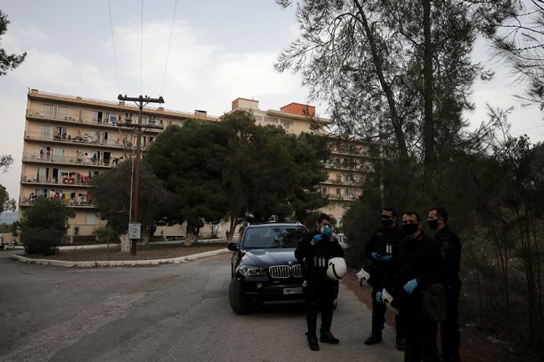 150 من المقيمين في الفندق تأكدت إصابتهم بوباء "كوفيد-19"