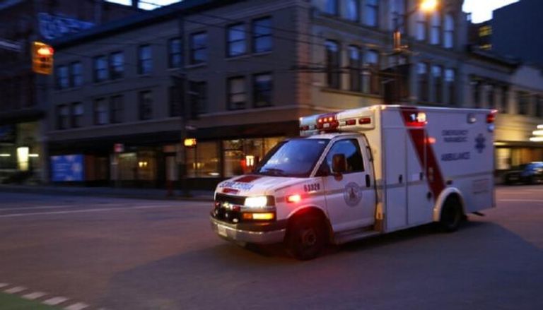 سيارة إسعاف في أحد شوارع كندا