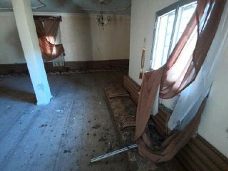 منزل تعرض للقصف من مليشيات الوفاق - أرشيفية