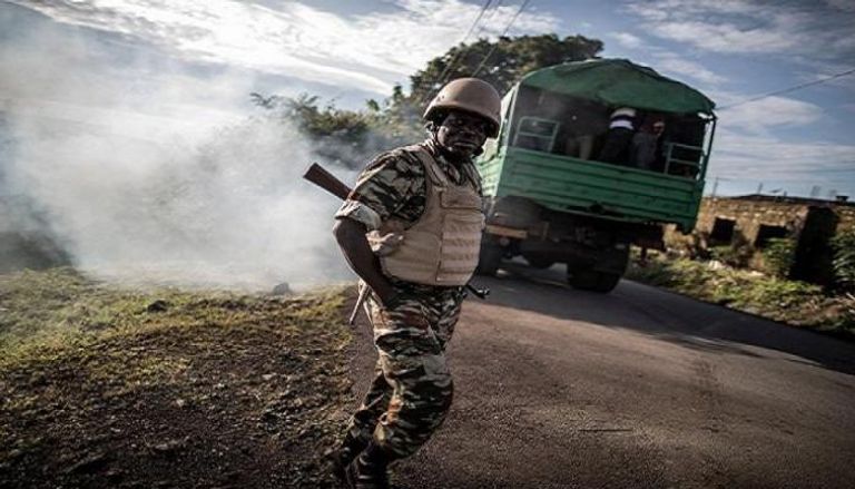 جندي من بالجيش الكاميروني - رويترز