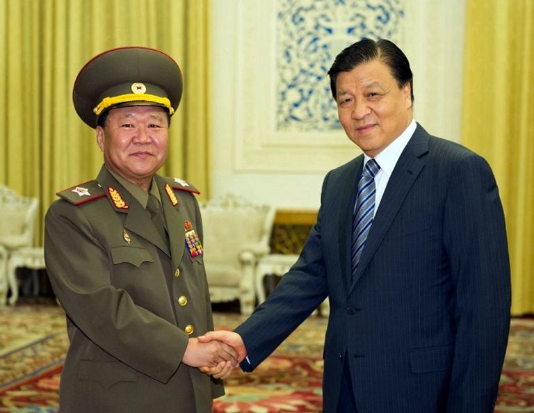 كيم يو جونج الأقرب لتولي خلافة شقيقها كيم جونج أون