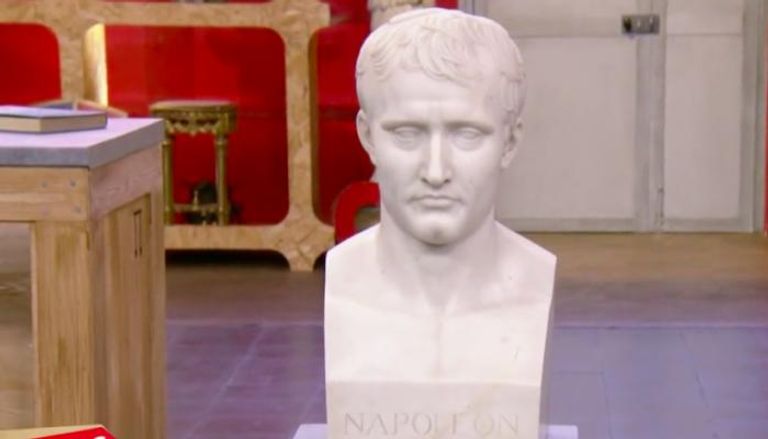 تمثال نصفي لرأس نابليون بونابرت