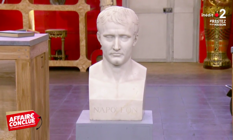 تمثال نصفي لرأس نابليون بونابرت