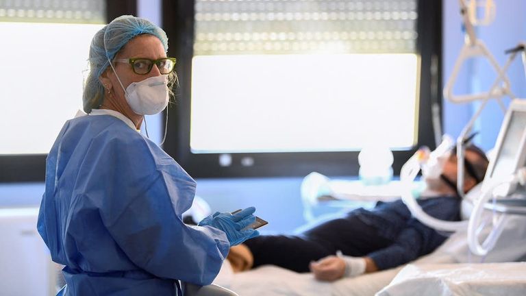 محل لبيع فوانيس رمضان