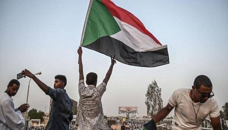 مظاهرة سودانية سابقة تطالب بتطهير البلاد من الإخوان