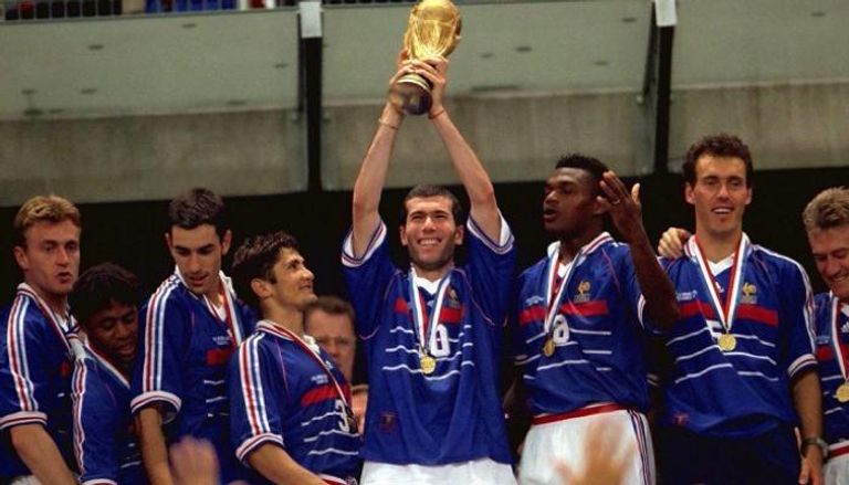 منتخب فرنسا بطل مونديال 1998