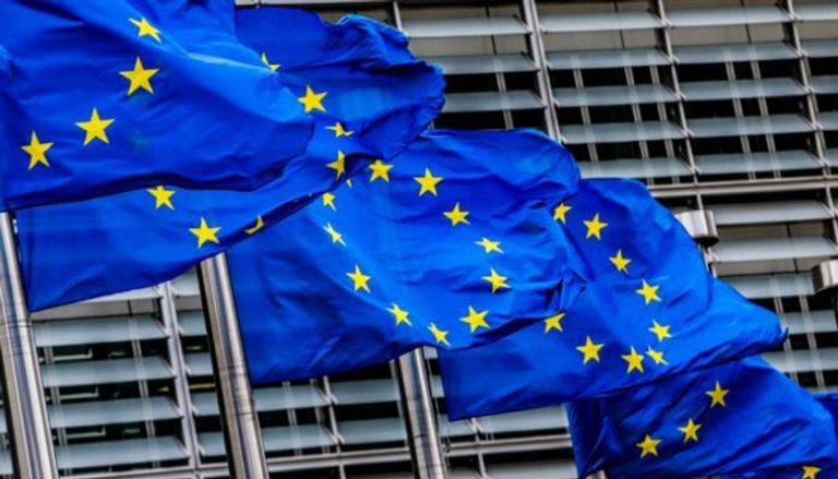 الاتحاد الأوروبي يمدد قيود تصدير المستحضرات الطبية 