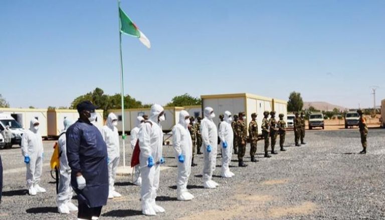 فرق طبية وعسكرية لمجابهة جائحة كورونا في الجزائر