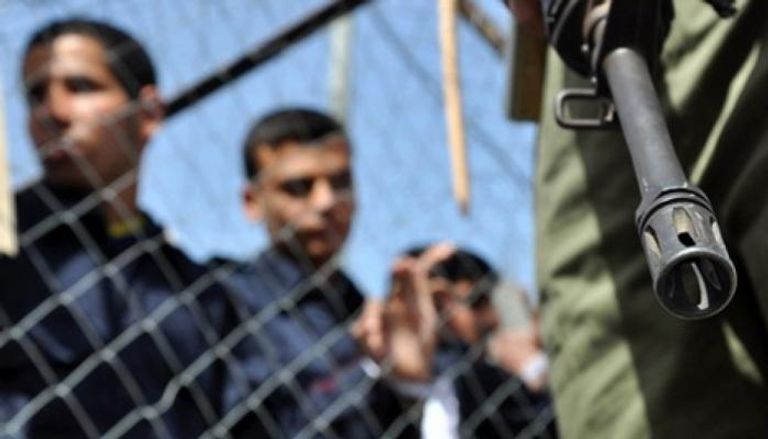 مخاوف من تفشي كورونا بين الأسرى الفلسطينيين داخل سجون الاحتلال