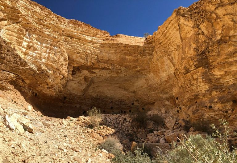 مصر تعلن اكتشاف كهف أثري في سيناء 