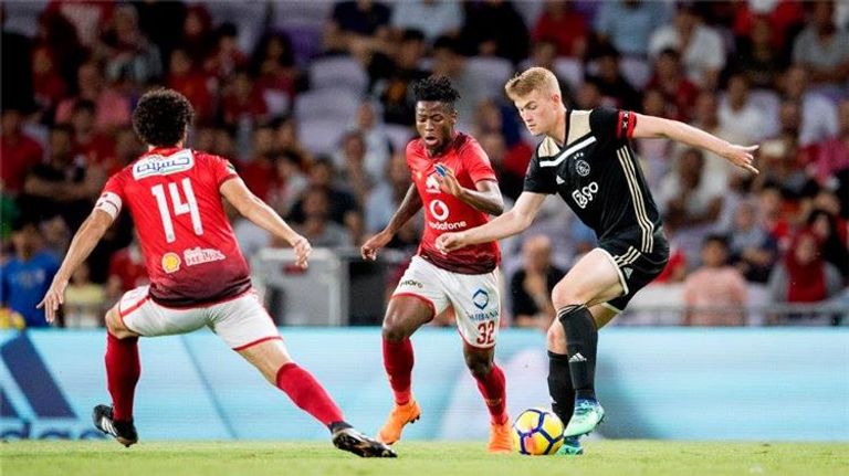 الأهلي المصري ضد روما