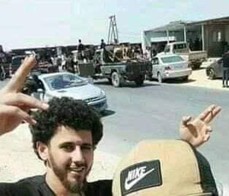 تاجر بشر  محمد عمر زغيب