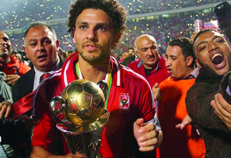 عماد متعب لاعب الأهلي السابق