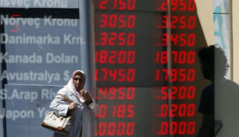 انهيارات حادة تقود مؤشرات الثقة في قطاعات اقتصادية تركية