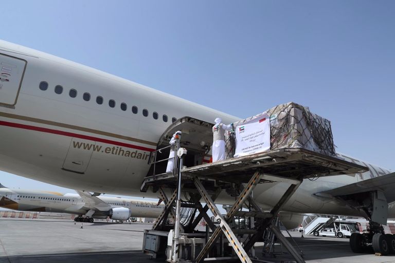 الطائرة تحتوي على 20 طنا من الإمدادات الطبية