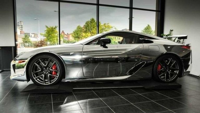 طراز لكزس LFA