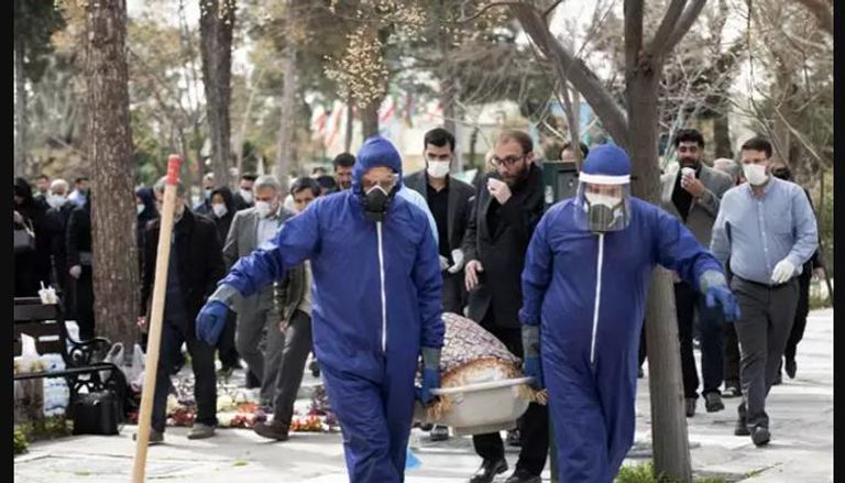 إيران تسجل 71 وفاة جديدة بكورونا 