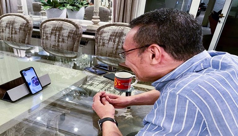 داتوك سيري هشام الدين حسين، وزير خارجية ماليزيا  الشيخ عبدالله بن زايد آل نهيان وزير الخارجية والتعاون الدولي الإماراتي