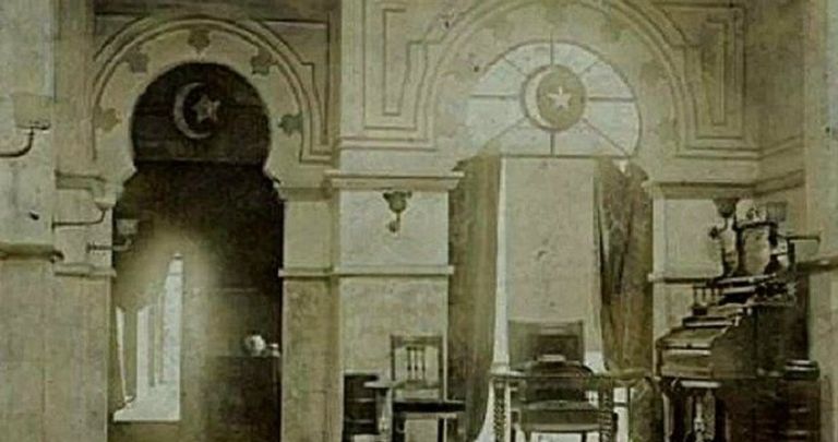 أقدم مسجد في بريطانيا