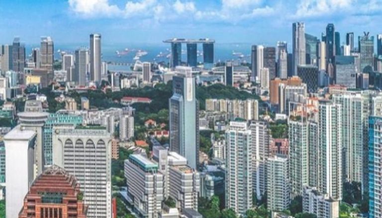 فيروس كورونا يعصف بمعدلات التوظيف في سنغافورة