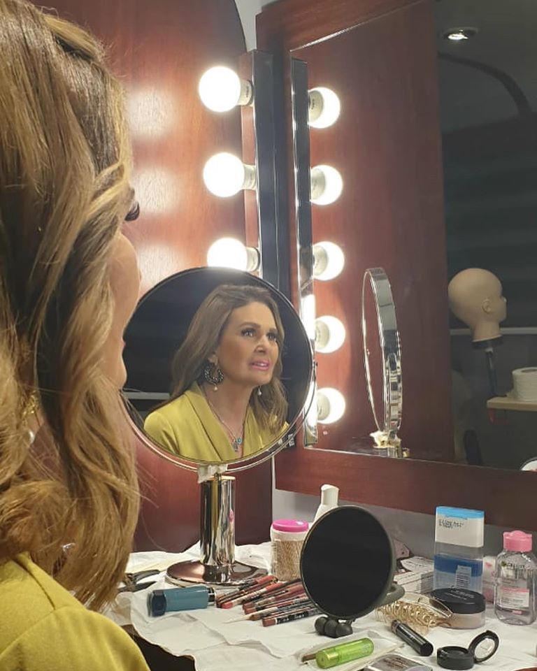 الفنانة المصرية يسرا