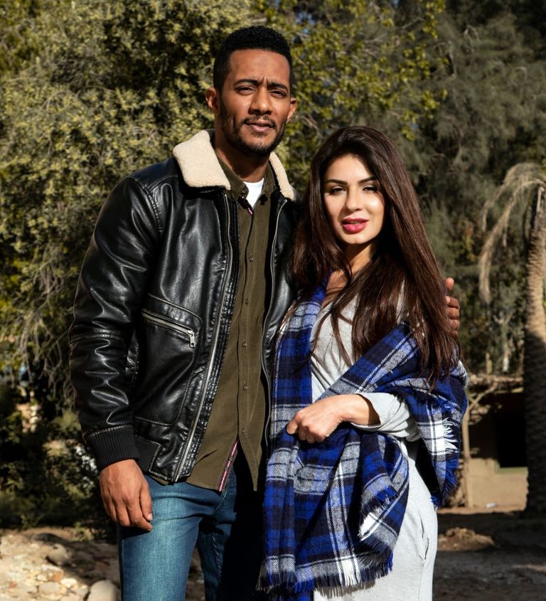 الفنانة المصرية نجلاء بدر