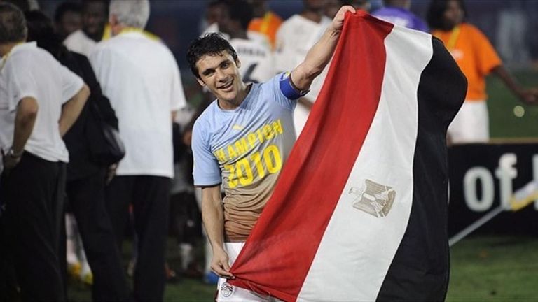 أحمد حسن وديفيد بيكهام